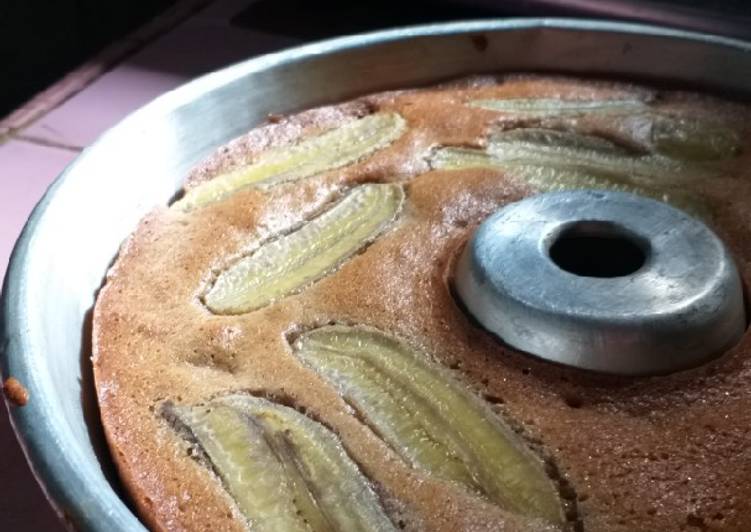 Fluffy Banana Cake