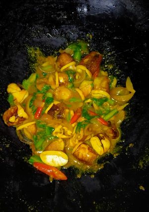Gambar Sotong Goreng Kunyit