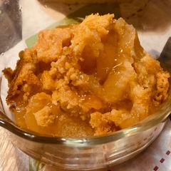 A picture of Apple dump cake.