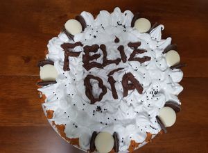 Una foto de Torta de dulce de leche(para el Día del Padre)