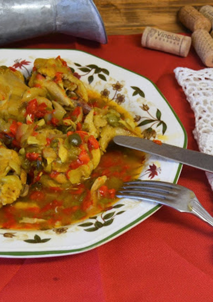 Una foto de Muslos de pollo con pimientos (Crock Pot)