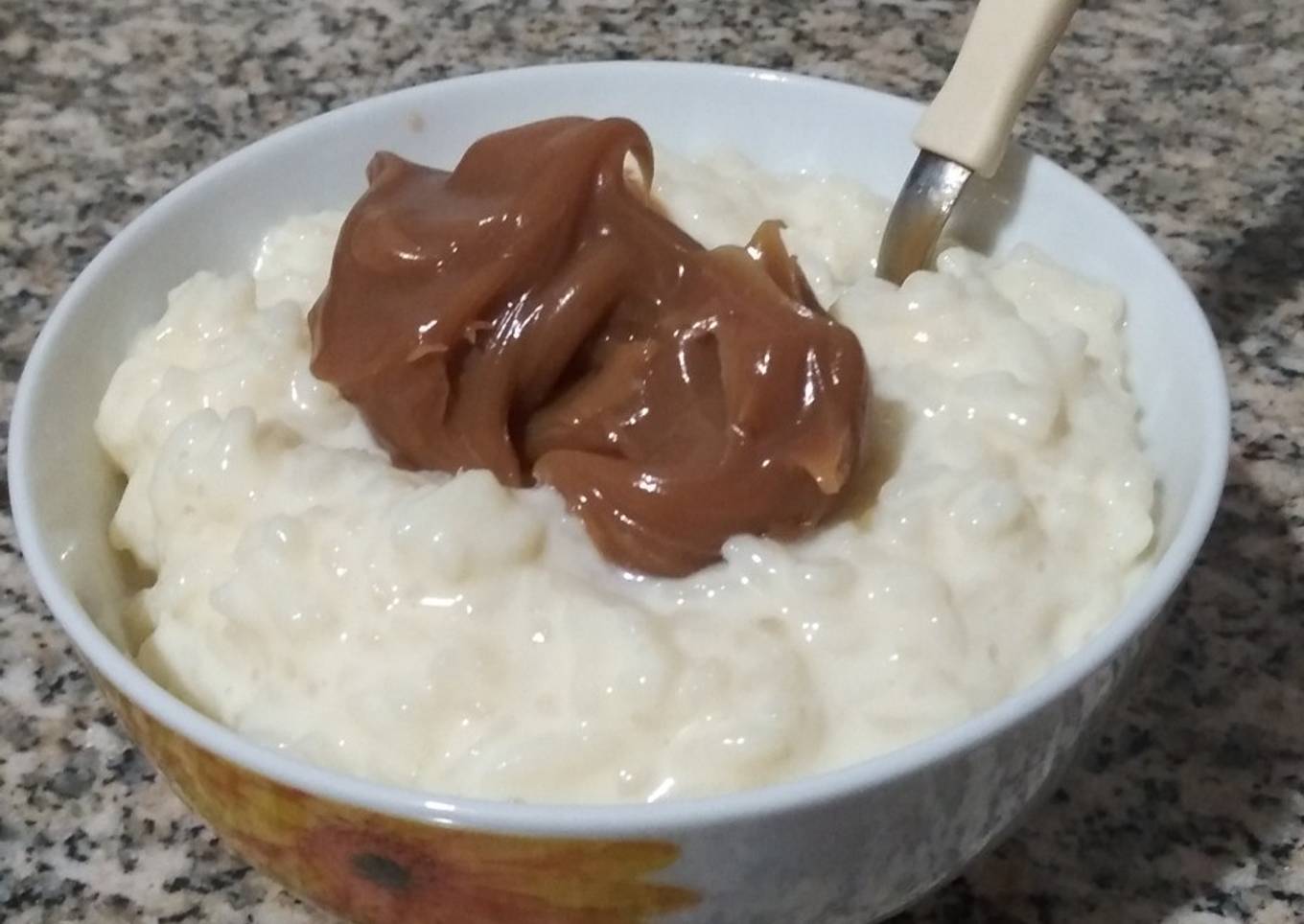Arroz con leche cremoso