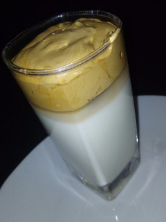 A picture of Dalgona Coffee.