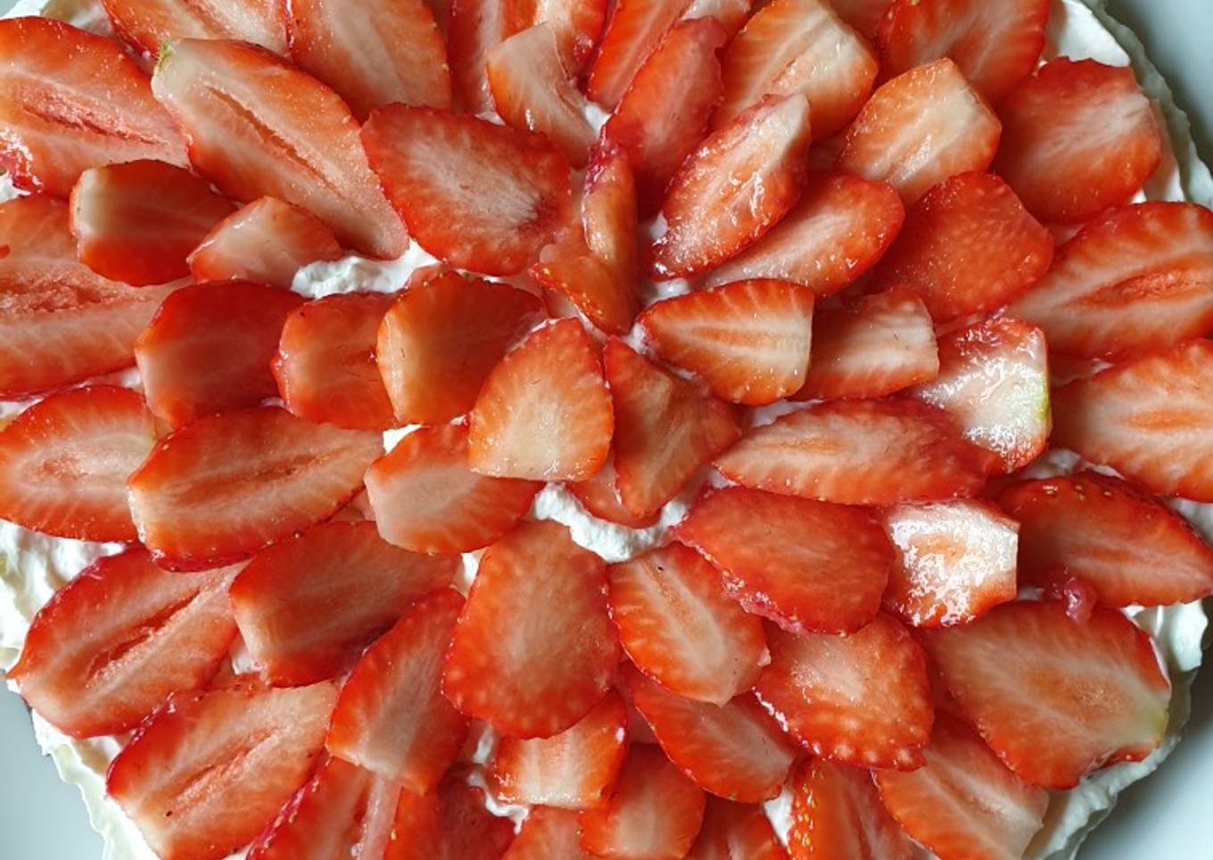 Tarte aux fraises sur un sablé breton