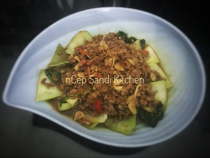 Cara Mudah Membuat Resep Tumis Bok Choy Daging Cincang Bumbu Serai Anti Ribet, Enak Banget