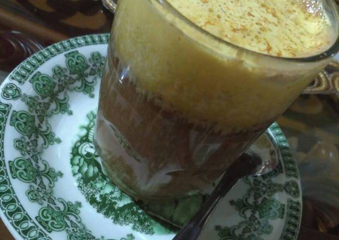 Teh Telur (teh talua)