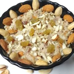 A picture of Rice dates pudding.