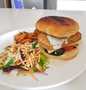 Cara Gampang Menyiapkan Resep 105. Chicken Burger (Canada) yang Lezat Anti Ribet, Bisa Manjain Lidah
