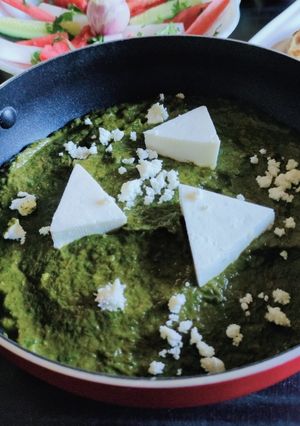 પાલક પનીર સબ્જી (Palak Paneer Sabji Recipe In Gujarati) રેસીપી મુખ્ય ફોટો