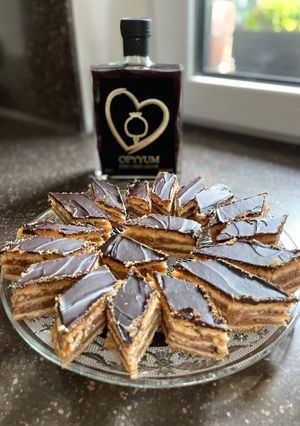 Zserbó, rumos lekvárral recept fotója