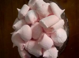 Una foto de Malvaviscos, Nubes o Marshmallows 😍❤😋 Caseritos