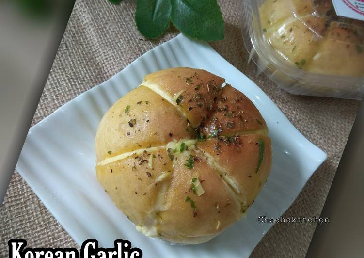 Korean Garlic cheese Bread
