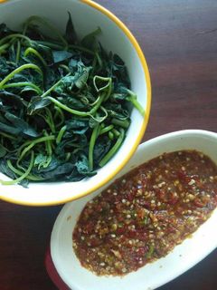 Foto resep daun ubi rebus sambal bawang merah segar 