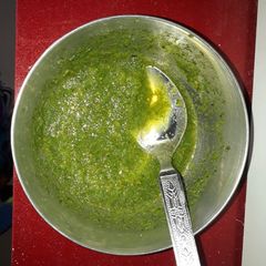 A picture of Coriander chutney.