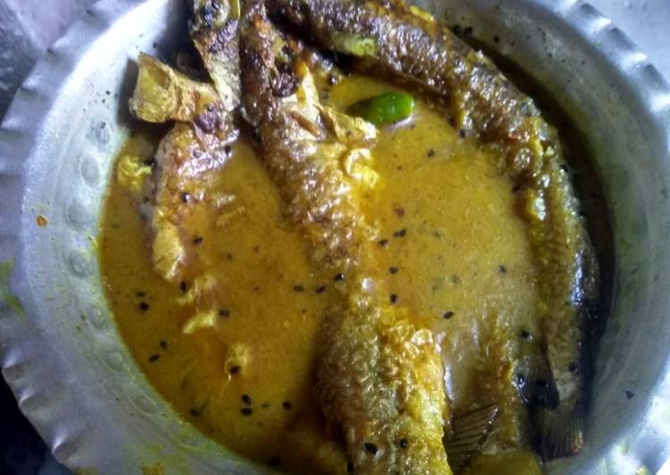 Parshe macher jhol(parshe fish curry)
