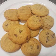 A picture of Chocolate chip cookies.