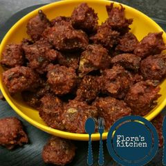 A picture of Chinese manchurian pakode.