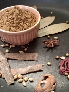 🏺🏺கரம் மசாலா தூள்🏺🏺(garam masala powder recipe in tamil) செய்முறை முக்கிய புகைப்படம்