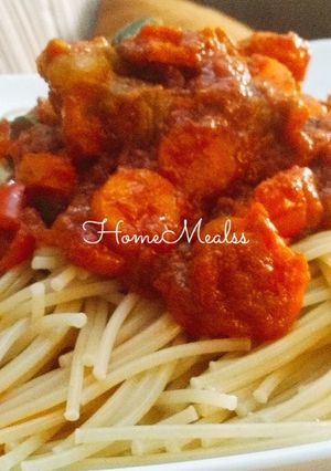 A picture of Spaghetti with Carrots Sauce.