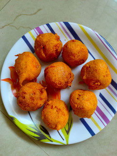 உருளை கிழங்கு போண்டா செய்முறை முக்கிய புகைப்படம்