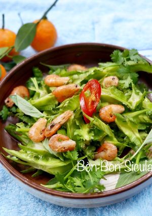 Hình của món Gỏi Đậu Rồng Tép Bầu.