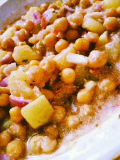 A picture of Dehi Chana Chat.