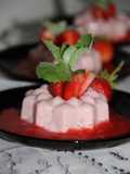 Truskawkowa panna cotta