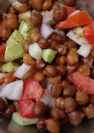 A picture of Chana chat.