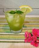 Cóctel Gin Basil Smash / Gin con albahaca