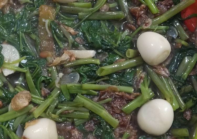 Tumis kangkung telur puyuh...π