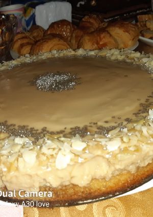 صورة لوصفة كيكة رائعة بنكهة الكراميل والكلاصاج 👑