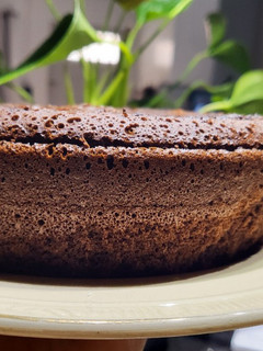 Una foto de Torta de chocolate sin gluten en cacerola essen 18 cm