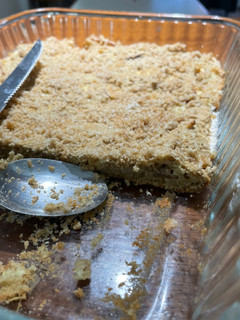 Una foto de Torta de manzana avena, canela y crumble