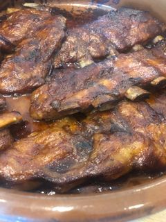 Una foto de Costillas a la barbacoa