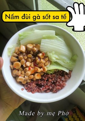 Hình của món Nấm đùi gà sốt sa tế.