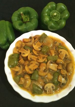 A picture of Capsicum 🫑 Mushroom 🍄.