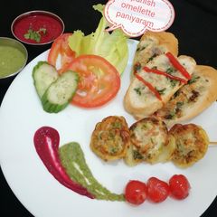 SpanishOmellettePaniyaram/ garlic bread /beetroot dip A picture of SpanishOmellettePaniyaram/ garlic bread /beetroot dip.