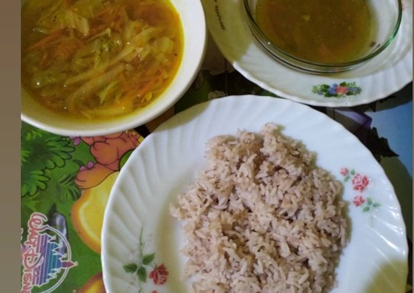 Soto sayur nasi merah sambal encer