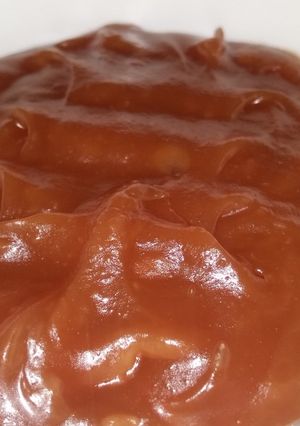A picture of Salty Caramel sauce.