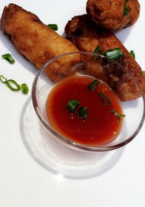 A picture of Crispy Bread Rolls.