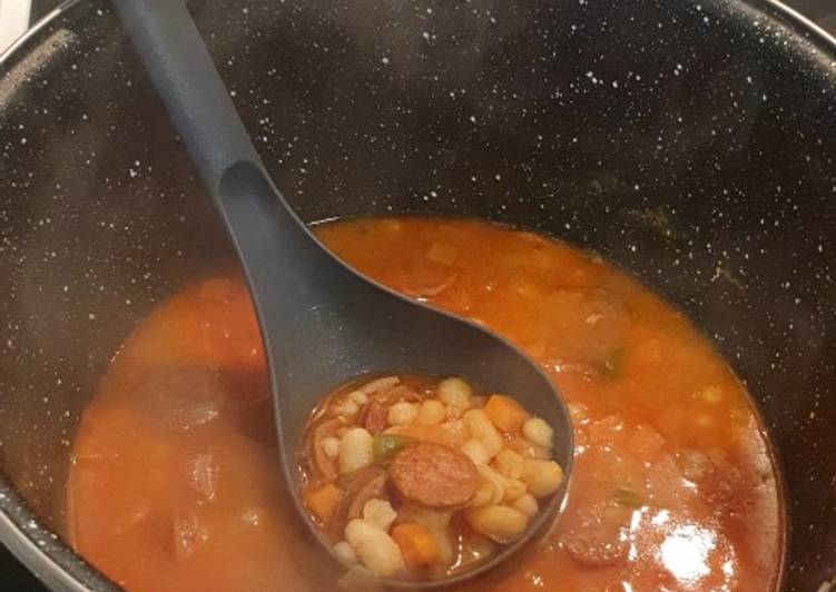 Alubias Blancas con chorizo y verduras