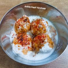 Dahi Vada A picture of Dahi Vada.