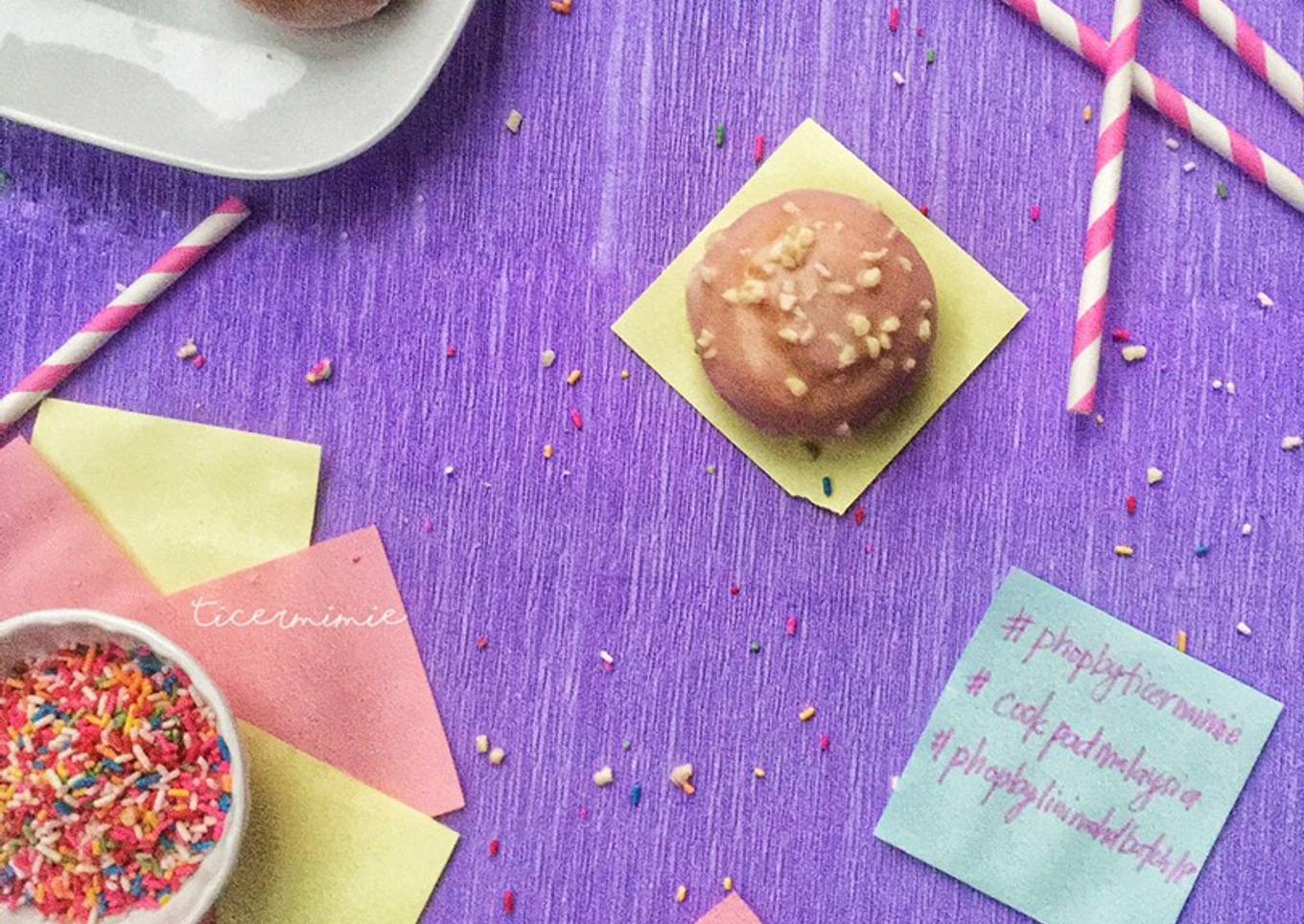 Resepi Lavender Glazed Doughnut
#phopbylinimohd
#batch18 yang Boleh Manjain Lidah dan Simpel