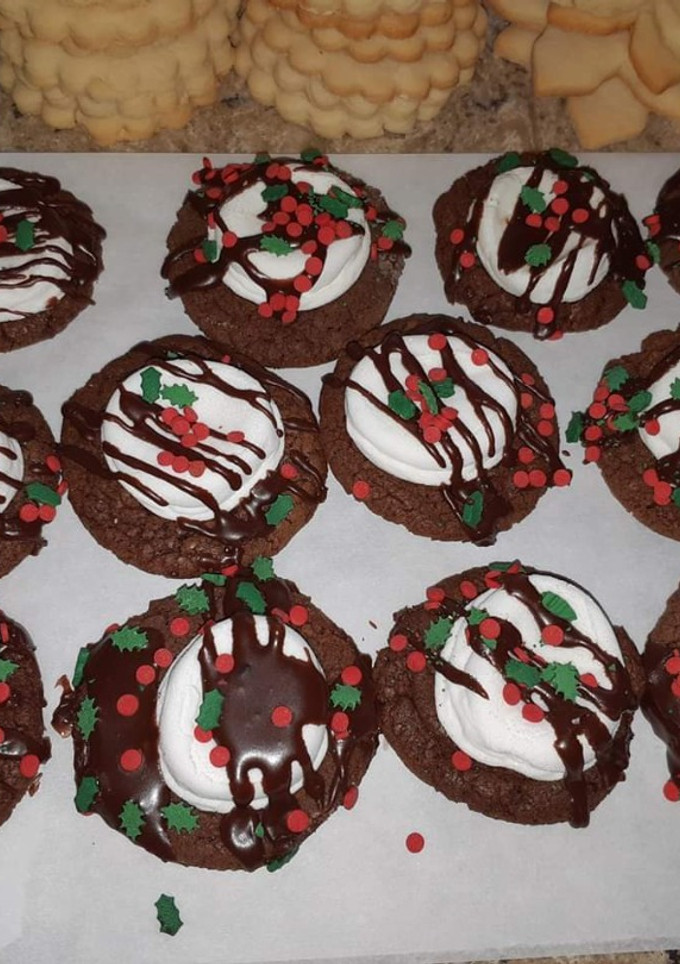 A picture of Hot Cocoa Cookies.