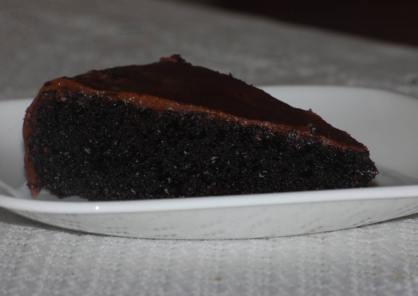 Eggless Moist Chocolate Cake