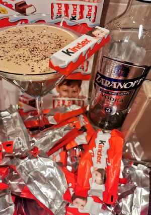 Kinder krémlikőr recept fotója