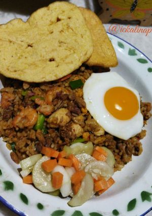 Foto resep Nasi Goreng Ayam & Udang Spesial