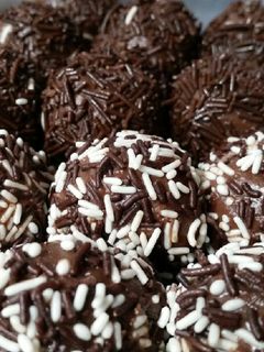 Una foto de Trufas de chocolate borrachitas