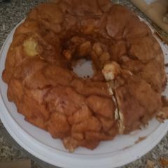 A picture of Granny's monkey bread recipe.