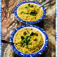 A picture of Instant Vegetarian oats Haleem.